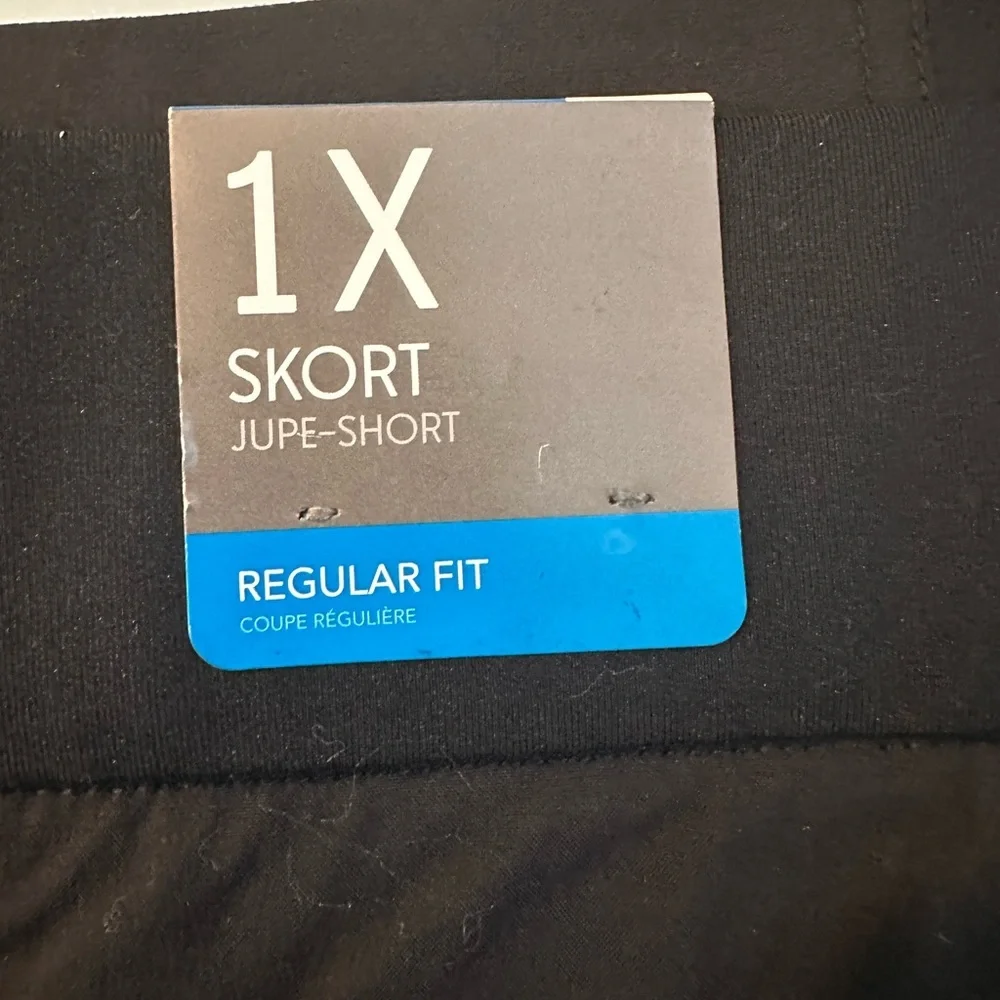 Columbia Women’s Black Skort – Size 1X – NWT - Picture 3 of 6